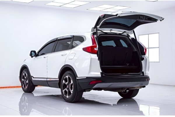 SUV1